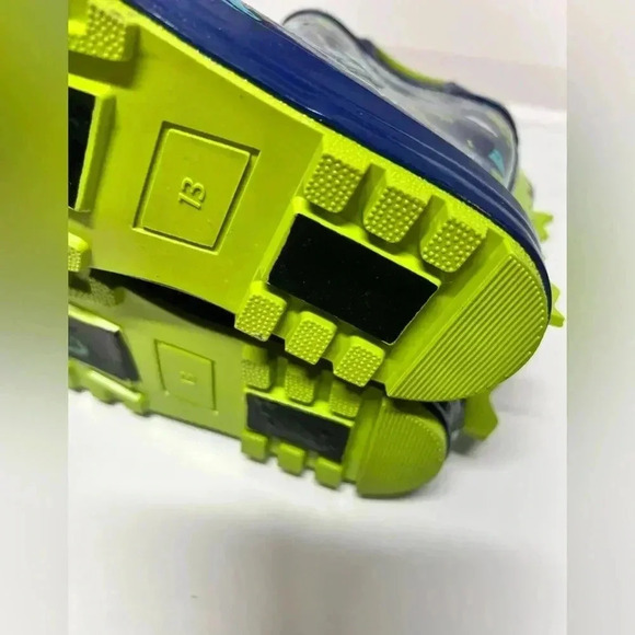 Dinesours kids rain boots size 13 new - Picture 6 of 6